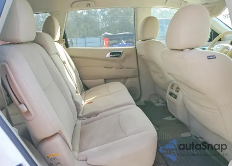 2013 Nissan Pathfinder S z USA, uszkodzony, nr VIN 5N1AR2MM2DC603583